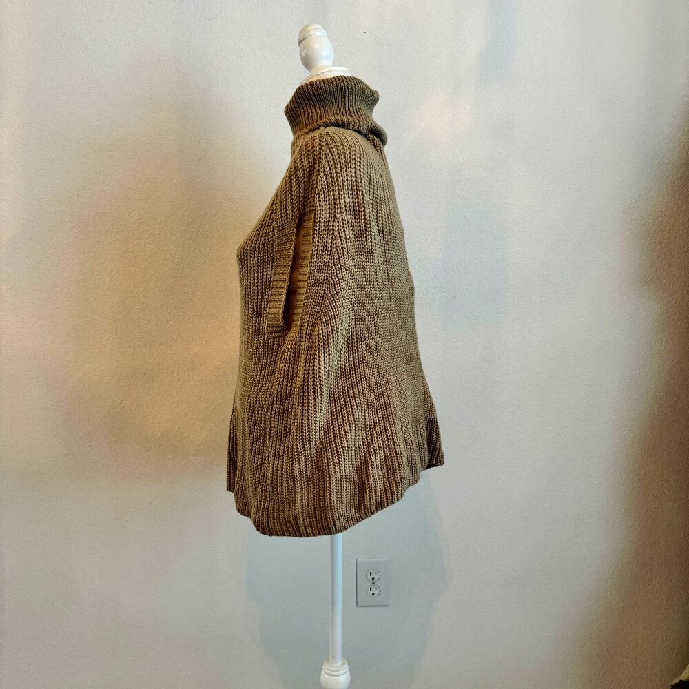 Crochet sleeveless sweater